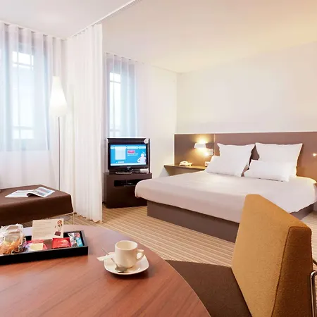 Hotel Novotel Centre 4*