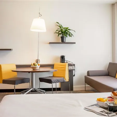 Novotel Centre