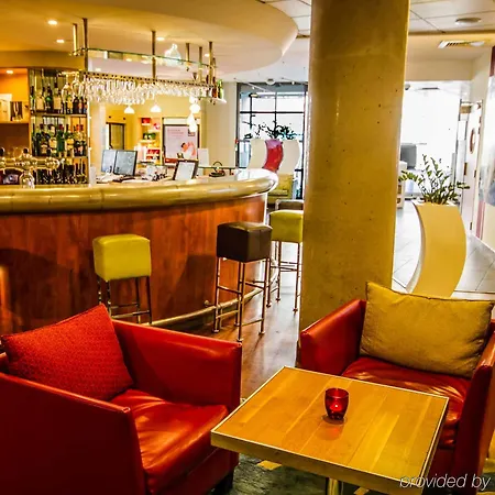 Novotel Centre Hotel