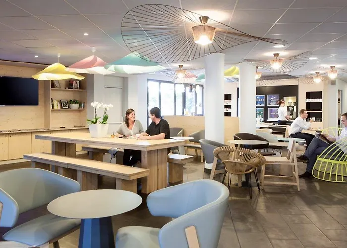 Novotel Centre Hotel