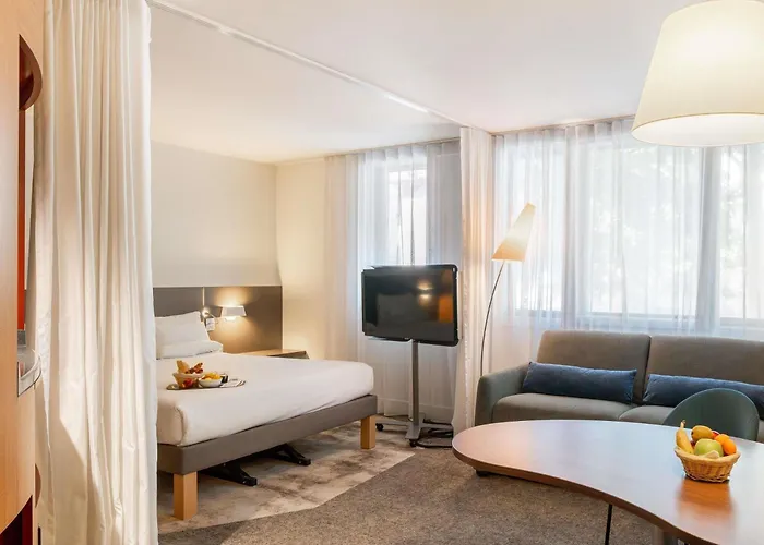 Novotel Centre 4* Κάννες