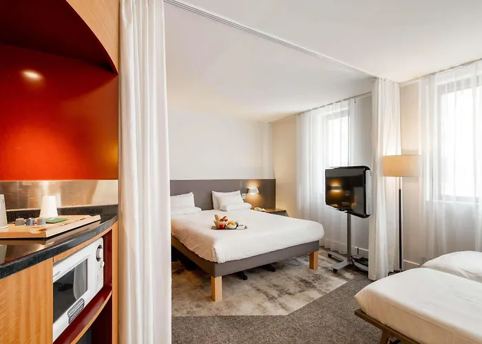 Novotel Centre