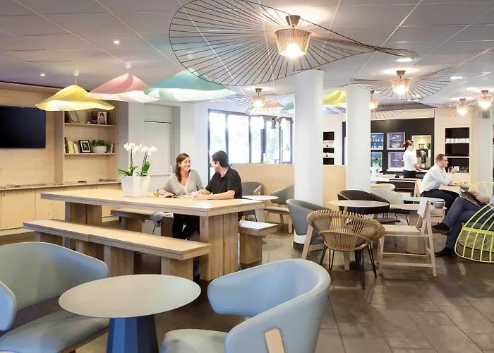 Novotel Centre 4*