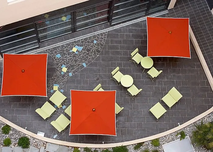 Novotel Centre Hotel