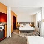 Novotel Centre 4*