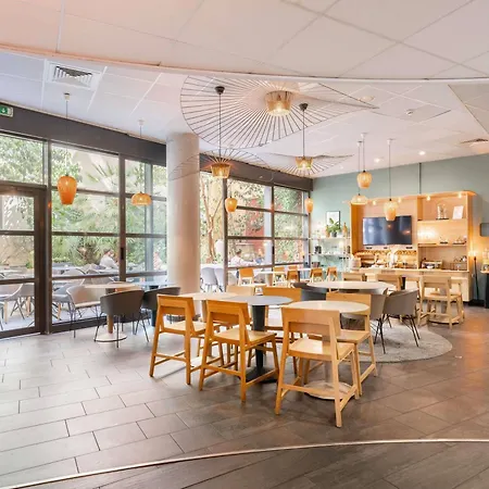 ノボテル スイート センター