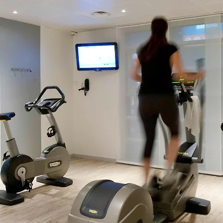 ノボテル スイート センター カンヌ