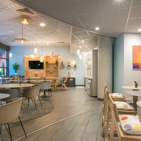 ホテル ノボテル スイート センター