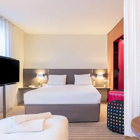 Novotel Centre