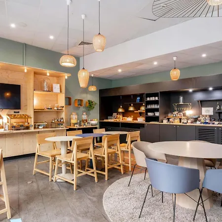 Hotel Novotel Centre 4*