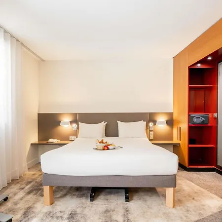 Novotel Centre 4* קאן