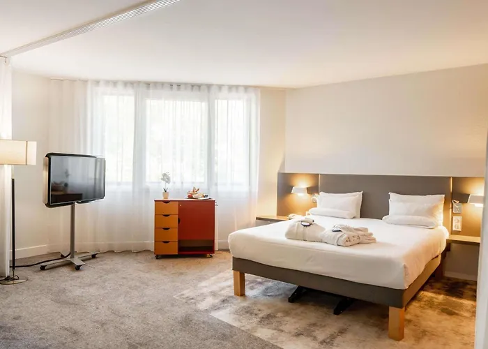Novotel Centre 4*